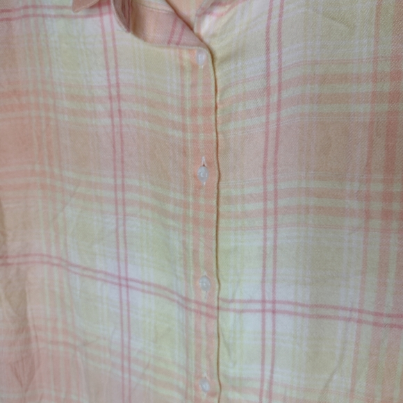NWT Bixby Nomad Girl's Peach/Yellow Plaid Button Down Shirt Multiple Sizes - Picture 3 of 5